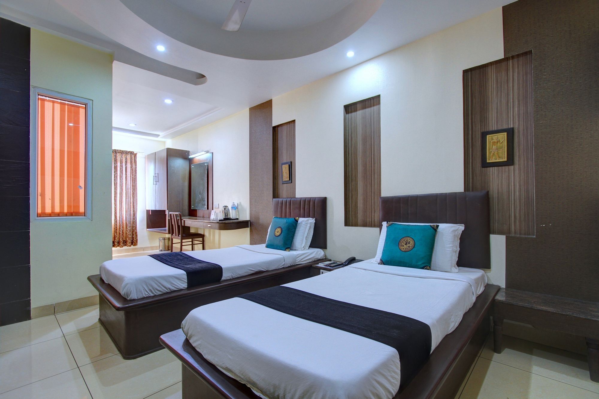 Oyo 4895 Abi Krishna Hotell Pondicherry Exteriör bild