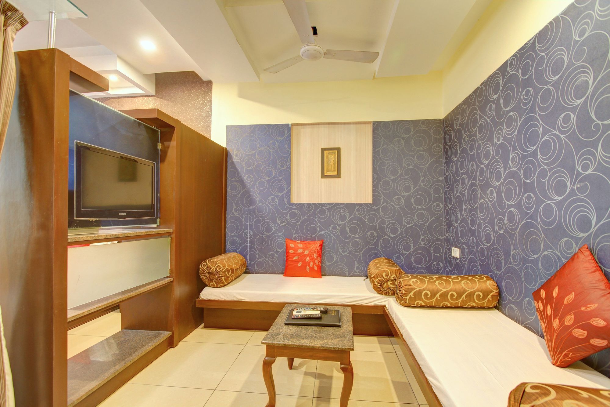 Oyo 4895 Abi Krishna Hotell Pondicherry Exteriör bild