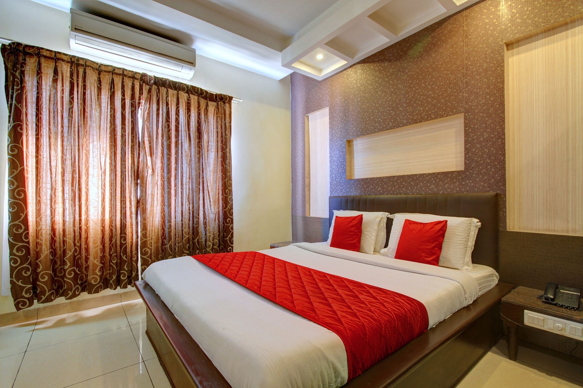 Oyo 4895 Abi Krishna Hotell Pondicherry Exteriör bild