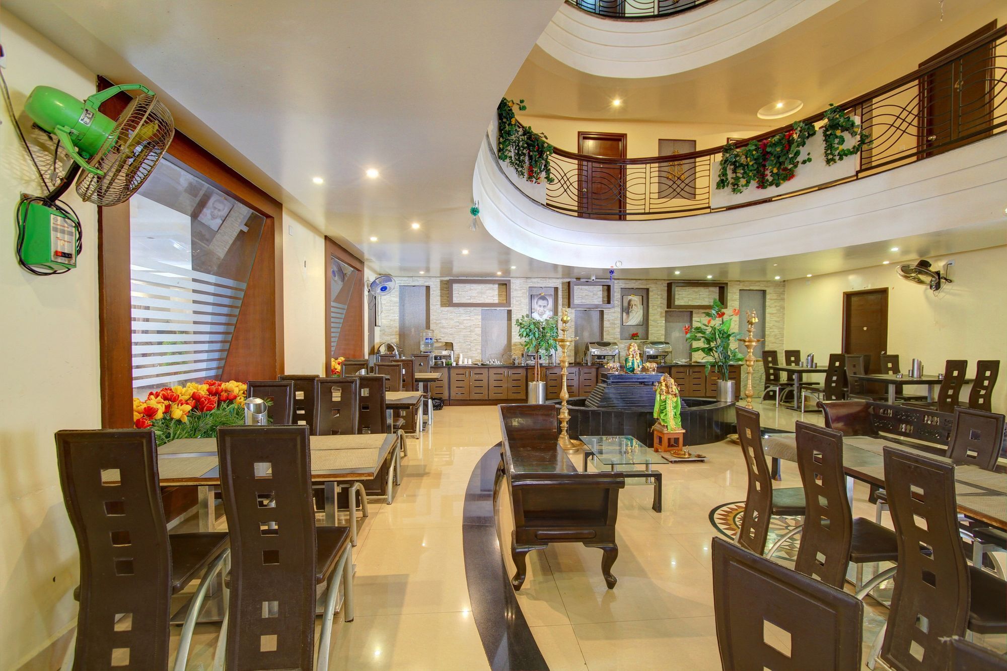 Oyo 4895 Abi Krishna Hotell Pondicherry Exteriör bild
